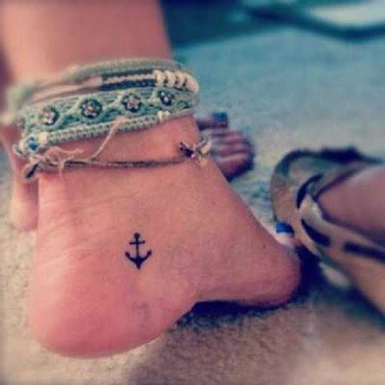 Simbolos Para Tatuagens Femininas Nos Pes